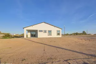 21140 W Shasta Dr, Buckeye, AZ 85326 - Photo 40
