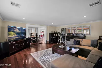 104 E Myrtle Avenue, Phoenix, AZ 85020 - Photo 18