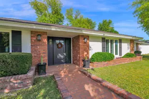 104 E Myrtle Ave, Phoenix, AZ 85020 - Photo 2