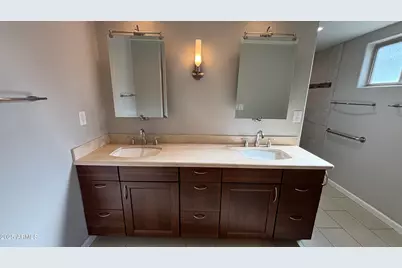 8625 E Valley View Road, Scottsdale, AZ 85250 - Photo 14