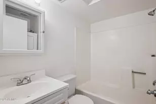 286 W Palomino Dr, Chandler, AZ 85225 - Photo 16