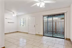 286 W Palomino Dr, Chandler, AZ 85225 - Photo 6