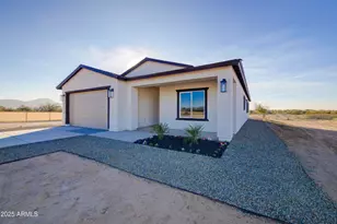 21236 W Shasta St, Buckeye, AZ 85326 - Photo 4