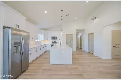 21236 W Shasta Street, Buckeye, AZ 85326 - Photo 10