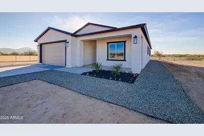 21236 W Shasta Street, Buckeye, AZ 85326 - Photo 1
