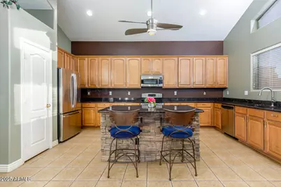 33808 N Pate Place, Cave Creek, AZ 85331 - Photo 10