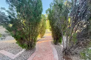 6874 W Blackhawk Dr, Glendale, AZ 85308 - Photo 34