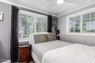 15606 S Gilbert Rd, Chandler, AZ 85225 - Photo 16