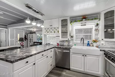 15606 S Gilbert Road #109, Chandler, AZ 85225 - Photo 10