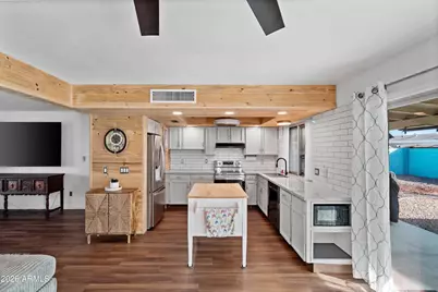 10443 W Butler Drive, Peoria, AZ 85345 - Photo 12