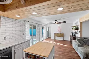 10443 W Butler Dr, Peoria, AZ 85345 - Photo 16