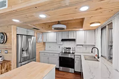 10443 W Butler Drive, Peoria, AZ 85345 - Photo 14