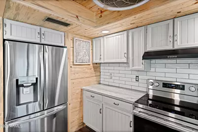 10443 W Butler Drive, Peoria, AZ 85345 - Photo 16