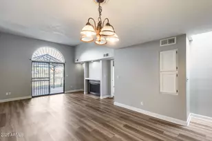 2718 W Desert Cove Ave, Phoenix, AZ 85029 - Photo 2