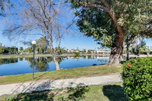 2718 W Desert Cove Ave, Phoenix, AZ 85029 - Photo 22