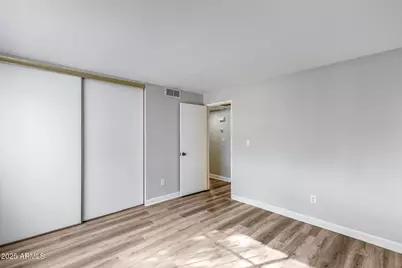 2718 W Desert Cove Avenue, Phoenix, AZ 85029 - Photo 16