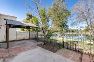 2718 W Desert Cove Ave, Phoenix, AZ 85029 - Photo 36