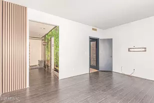 6153 N 28th Pl, Phoenix, AZ 85016 - Photo 16