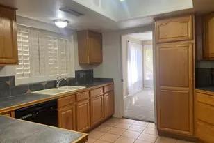 4325 E Greenway Ln, Phoenix, AZ 85032 - Photo 4