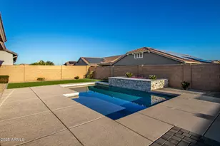 16987 W Saguaro Park Ln, Surprise, AZ 85387 - Photo 32