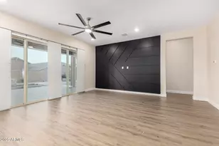 16987 W Saguaro Park Ln, Surprise, AZ 85387 - Photo 10