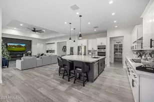 24225 N 65th Ave, Glendale, AZ 85310 - Photo 18