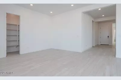 1982 E Empeltre Road, San Tan Valley, AZ 85140 - Photo 4