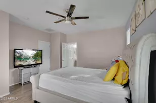 8187 W Lynwood St, Phoenix, AZ 85043 - Photo 4