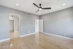 9034 W Port Royale Ln, Peoria, AZ 85381 - Photo 22