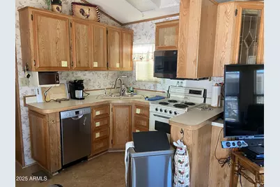 1262 S Shawnee Drive, Apache Junction, AZ 85119 - Photo 4