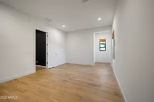 2753 E Hummingbird Way, Gilbert, AZ 85297 - Photo 36