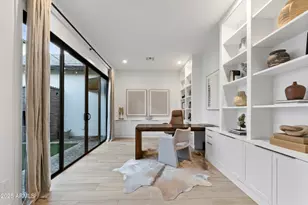 2753 E Hummingbird Way, Gilbert, AZ 85297 - Photo 12