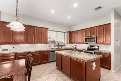 14308 W Edgemont Avenue, Goodyear, AZ 85395 - Photo 10