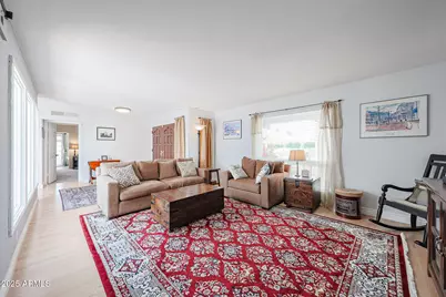 601 E Forest Hills Drive, Phoenix, AZ 85022 - Photo 16