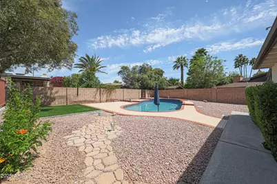 601 E Forest Hills Drive, Phoenix, AZ 85022 - Photo 64
