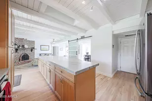 601 E Forest Hills Dr, Phoenix, AZ 85022 - Photo 28