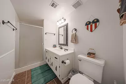 601 E Forest Hills Drive, Phoenix, AZ 85022 - Photo 34