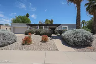 601 E Forest Hills Dr, Phoenix, AZ 85022 - Photo 2