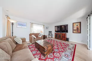 601 E Forest Hills Dr, Phoenix, AZ 85022 - Photo 12