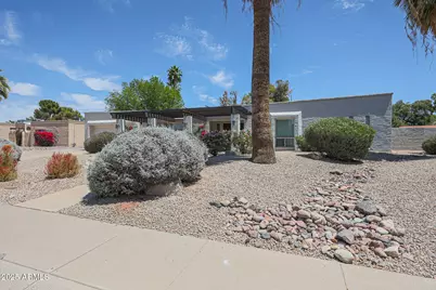 601 E Forest Hills Drive, Phoenix, AZ 85022 - Photo 4