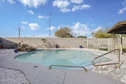 8906 N 102nd Lane, Peoria, AZ 85345 - Photo 10