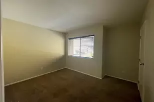 1601 W Sunnyside Dr, Phoenix, AZ 85029 - Photo 16