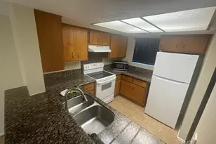 1601 W Sunnyside Dr, Phoenix, AZ 85029 - Photo 4