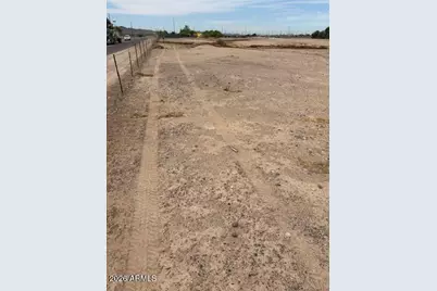 3664 S Vermeersch Road #-, Avondale, AZ 85323 - Photo 4