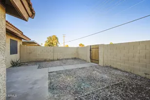 9953 E Billings St, Mesa, AZ 85207 - Photo 2