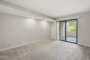 3329 W Danbury Dr, Phoenix, AZ 85053 - Photo 10