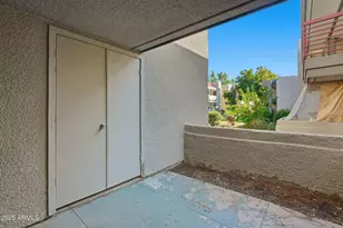 3329 W Danbury Dr, Phoenix, AZ 85053 - Photo 18