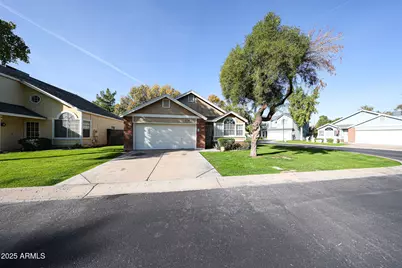 214 S Rush Circle E, Chandler, AZ 85226 - Photo 6