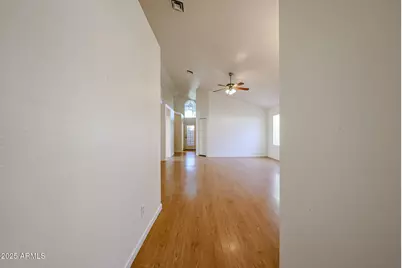 214 S Rush Circle E, Chandler, AZ 85226 - Photo 8