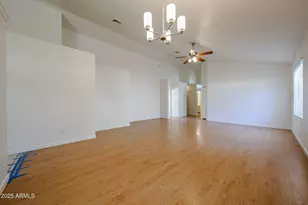 214 S Rush Cir E, Chandler, AZ 85226 - Photo 10